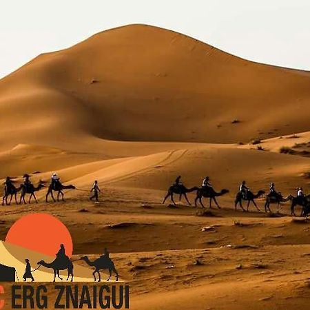 Bivouac Erg Znaigui Hotel Мерцуга Екстериор снимка